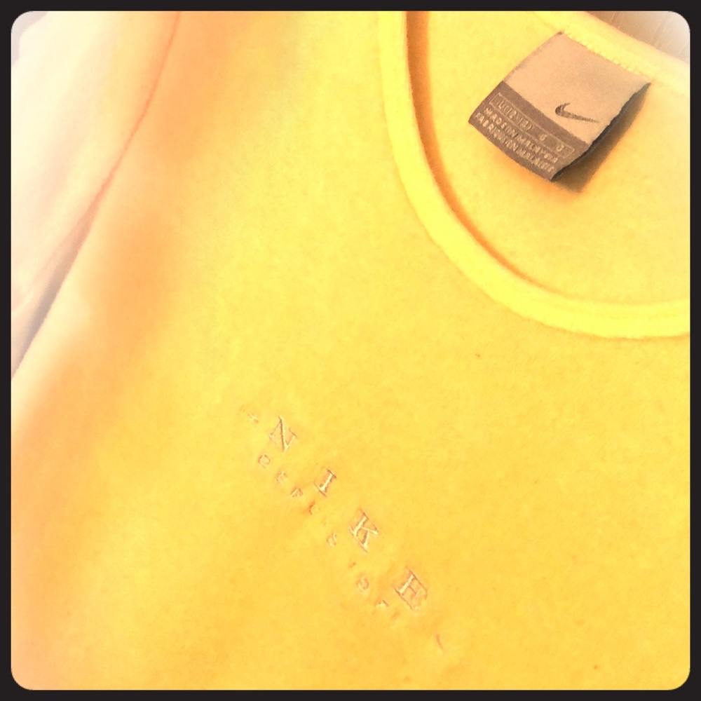 Nike yellow short sleeve sweater